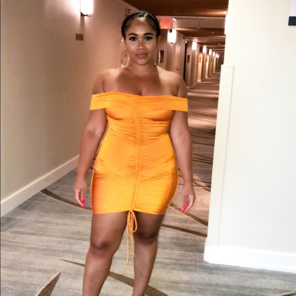 Meet your Posher, Paola